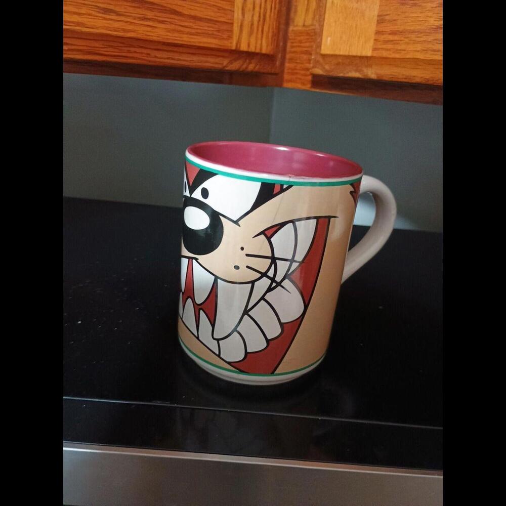 Taz Tazmanian Devil Mug Looney Tunes Gibson Coffee Mug Cup 1998 Warner Bros.